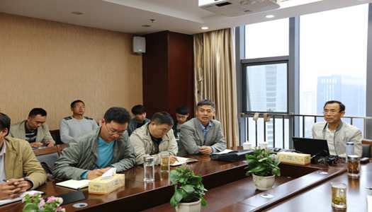 鲁班奖安装乐玩LW公司_乐玩lewin|官网
评审专家刘庆瑞高工来我公司讲座